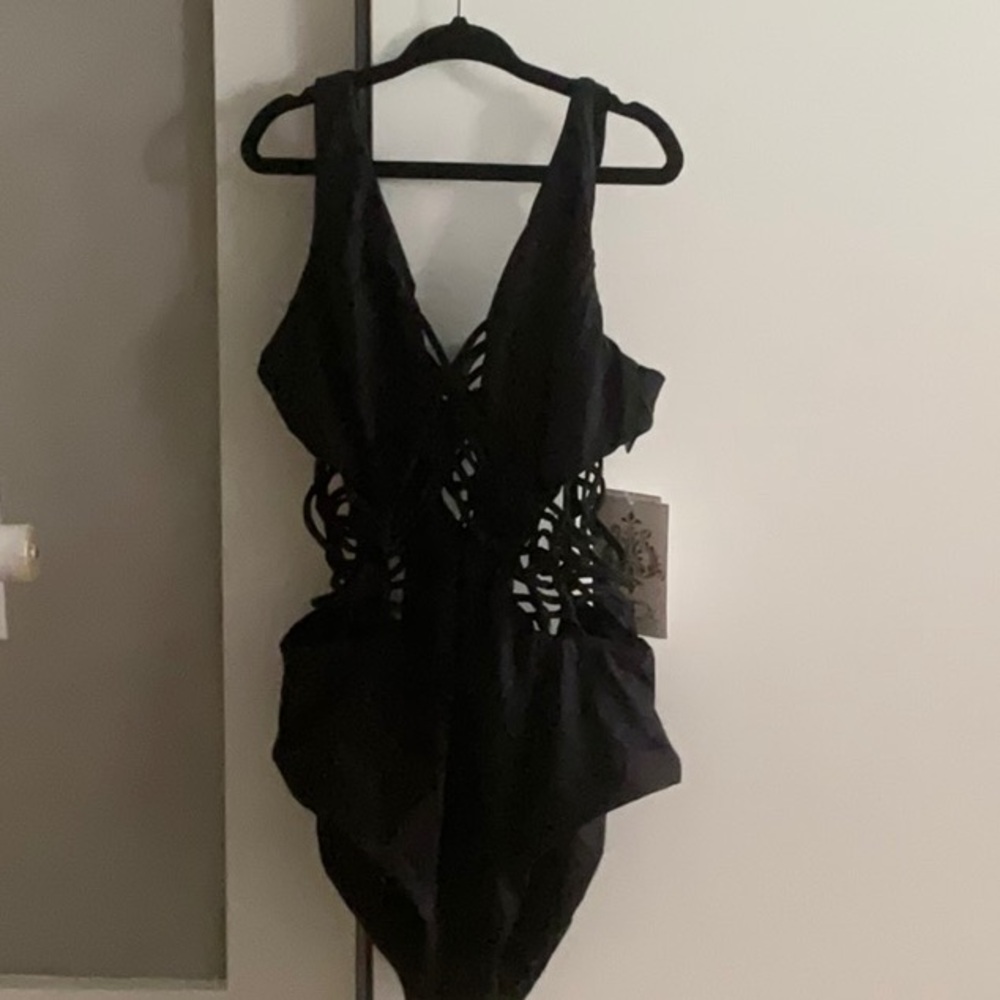 Becca by Rebecca Virtue one piece bathing suit